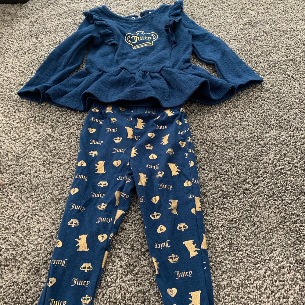 Juicy Couture top and bottom set 24 M